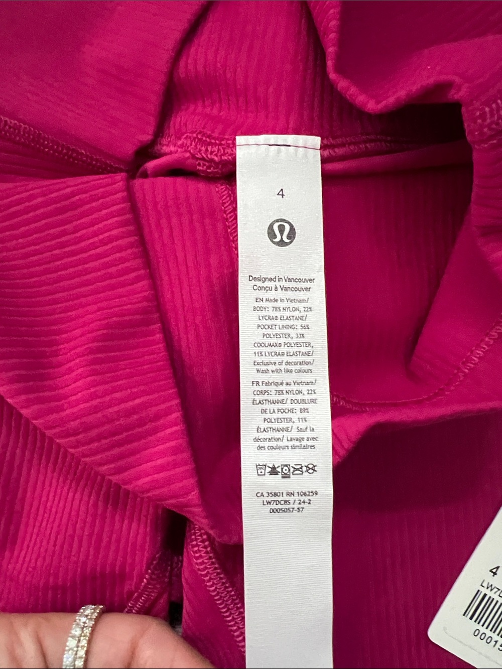 Lululemon Berry Pink Align Ribbed High Rise 8" Shorts Size 4 NWT - Picture 3 of 4